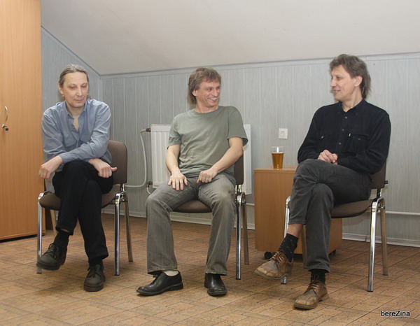 Музыканты группы Паутина на интервью в апреле 2009
