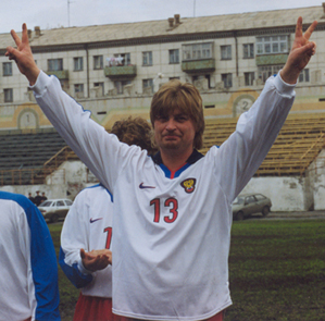Игорь Мельник в форме сборной России по футболу